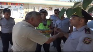 Yol polisinin keçirdiyi reyddə qaçan və küsən sürücülər oldu - VİDEO