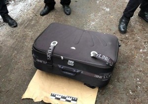 Zibil qutusunda içərisində meyit olan çamadan tapıldı