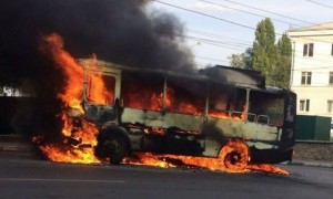 Ağstafada avtobus yanıb
