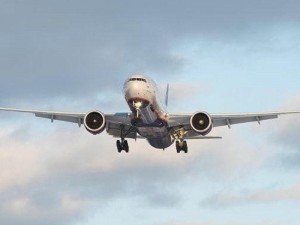 Avstraliyada təyyarə işıq dirəyi ilə toqquşdu