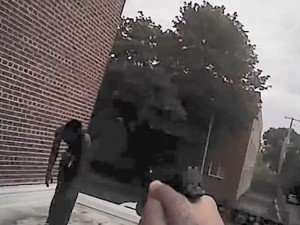 Polislər gənc oğlanı əlil etdilər – VİDEO