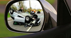 Bakıda "Tofaş" aşdı: sürücü yolda dünyasını dəyişib