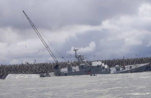 Xəzər dənizində zədələnmiş İran gəmisi batdı – VİDEO