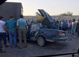 Qaradağda "07" "Kamaz"a çırpılıb parçalandı: 1 ölü, 1 yaralı - FOTO