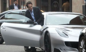 Oğrular Hyu Qrantı qarət etdilər