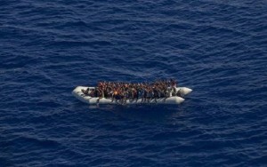 Aralıq dənizində qayıq batıb