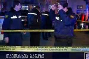 Polis maşınını atəşə tutdular - Banka hücum edildi