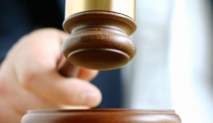 Bakıda həkimin ölümünə səbəb olan sürücünün məhkəməsi başlayıb