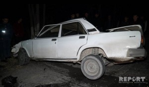 Göyçayda "VAZ 2107" ağaca çırpılıb, ölən və yaralanan var