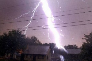 Ağstafada ildırım yeniyetməni vuraraq öldürdü