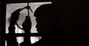 Dəmiryolu işçisi özünü asaraq intihar edib