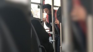 Avtobuslarda dispenserlərə su doldurulur?  - VİDEO