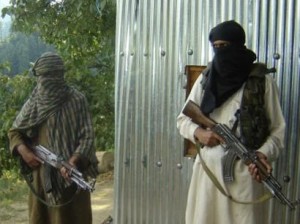 14 polisi öldürüb silahları apardılar