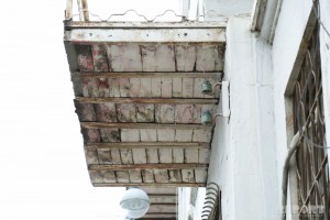 Bakı küçələrində daha bir “balkon” problemi - FOTO