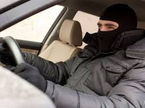 Bakıda əcnəbi vətəndaş avtomobil qaçırıb