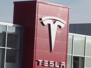 Tesla şirkəti bu ilin üçüncü rübünü gəlir ilə bitirib