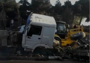 Bakı-Quba yolunda yük maşını qəza törədib - VİDEO