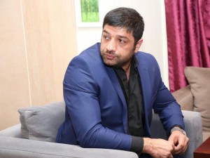 Nadirdən Kənan M.M-ə: “Bu maşını qazanan içində meyit aparsın"