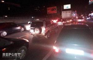 Moskva prospektində iki maşın toqquşub - FOTO