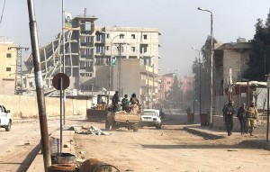 Suriyada bazarda avtomobil partladılıb