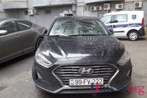 İş adamı bu avtomobildə güllələndi - EVİNİN QARŞISINDA - FOTOLAR