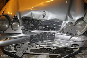 Bakıda "Mercedes" "Opel"ə, sonra evə çırpıldı: xəsarət alanlar var