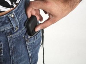 Avtobusda tələbənin telefonu oğurlanıb