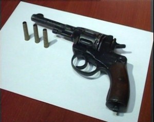 Hacıqabulda oğurluğa görə saxlanılan keçmiş məhkumun evindən silah tapılıb