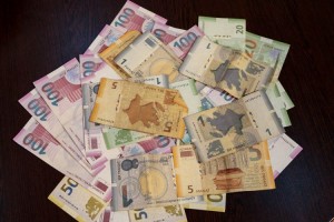 Azərbaycanda bu işçilərin maaşı artırıldı - Qərar