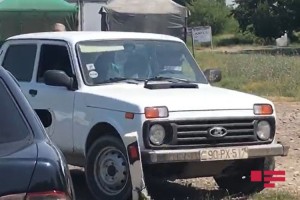 “Niva” “VAZ-2104”lə  toqquşdu: yaralılar var - FOTO