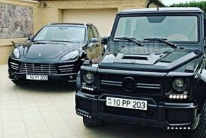 Nəvənin “Galendewagen”i qırmızı "BMW" ilə ötüşürmüş?!