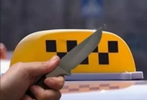 Sürücü sərxoş sərnişini bıçaqladı