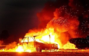 Təmir sexi avtomobil qarışıq yandı