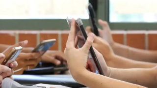 Milyonlarla mobil telefon İŞLƏMƏYƏCƏK: Cəmi bir neçə gün qaldı  