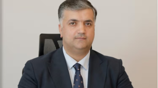 Hasil Abbasov onu işdən azad etdi - FOTO 