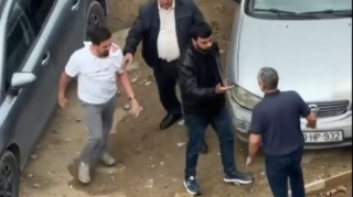 Yeni Günəşlidəki iki nəfər buna görə dalaşırmış - VİDEO 