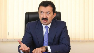 İşdən çıxarılan sədr keçmiş DEPUTATIN OĞLU İMİŞ  - FOTO