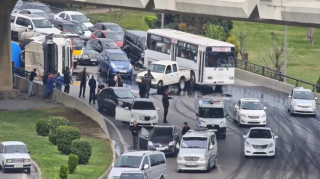 “Koroğlu” metrosu yaxınlığında yol örtüyü niyə yenilənmir? – AÇIQLAMA  