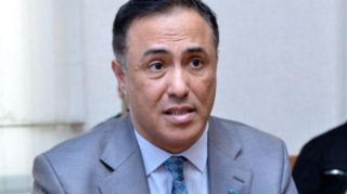 “Bəzi ölkələrdə tıxac o səviyyəyə çatır ki, sürücülər maşında yatırlar” – Elman Nəsirov 