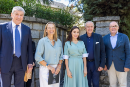 Leyla Əliyeva xüsusi qayğıya ehtiyacı olan uşaqların məktəbini ziyarət edib  - FOTO