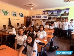 Yol polisi məktəblərdə uşaqlara qaydaları belə öyrədir - FOTOLAR 