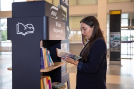 Sumqayıt Dəmiryol Vağzalında da “Kitab Dayanacağı” istifadəyə verildi  - FOTO