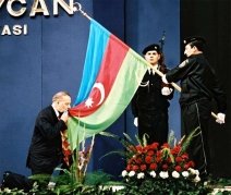 Müstəqil Azərbaycanın xilaskarı və dövlətçilik ideologiyasının banisi - Ulu Öndər Heydər Əliyev  