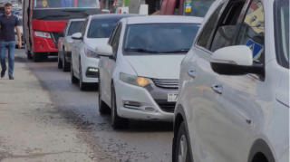 Masazırda yolun çökməsi saatlarla tıxac yaratdı  - VİDEO