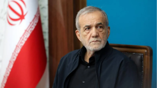 Pezeşkianın təyyarəsi təcili eniş etdi - FOTOLAR 
