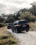 İlk hibrid mühərrikli “Toyota Land Cruiser 300” - İndi Azərbaycanda satışdadır - FOTOLAR