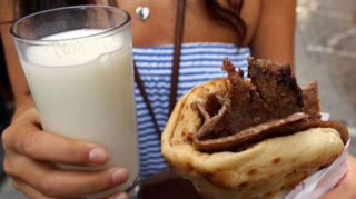 10 dönər, 10 ayran aldı - CƏZALANDIRILDI  