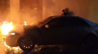 Xırdalanda “Hyundai” yandı - VİDEO