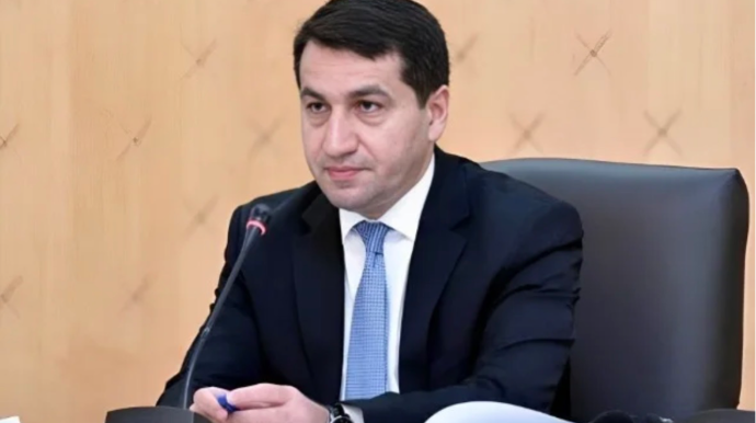 "Azərbaycanın qonşu ölkələrlə münasibətləri mehriban qonşuluq ruhunda inkişaf edir" - Hikmət Hacıyev 