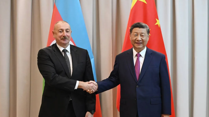 İlham Əliyev Çin liderini təbrik etdi